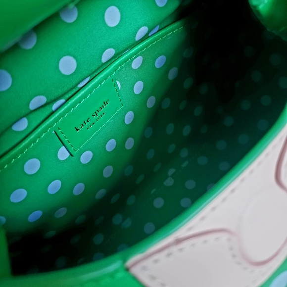 KATE SPADE | Lily Polka Dot Wicker 3D Frog Crossbody w/ Card Holder 2-pc Set - Picture 10 of 13